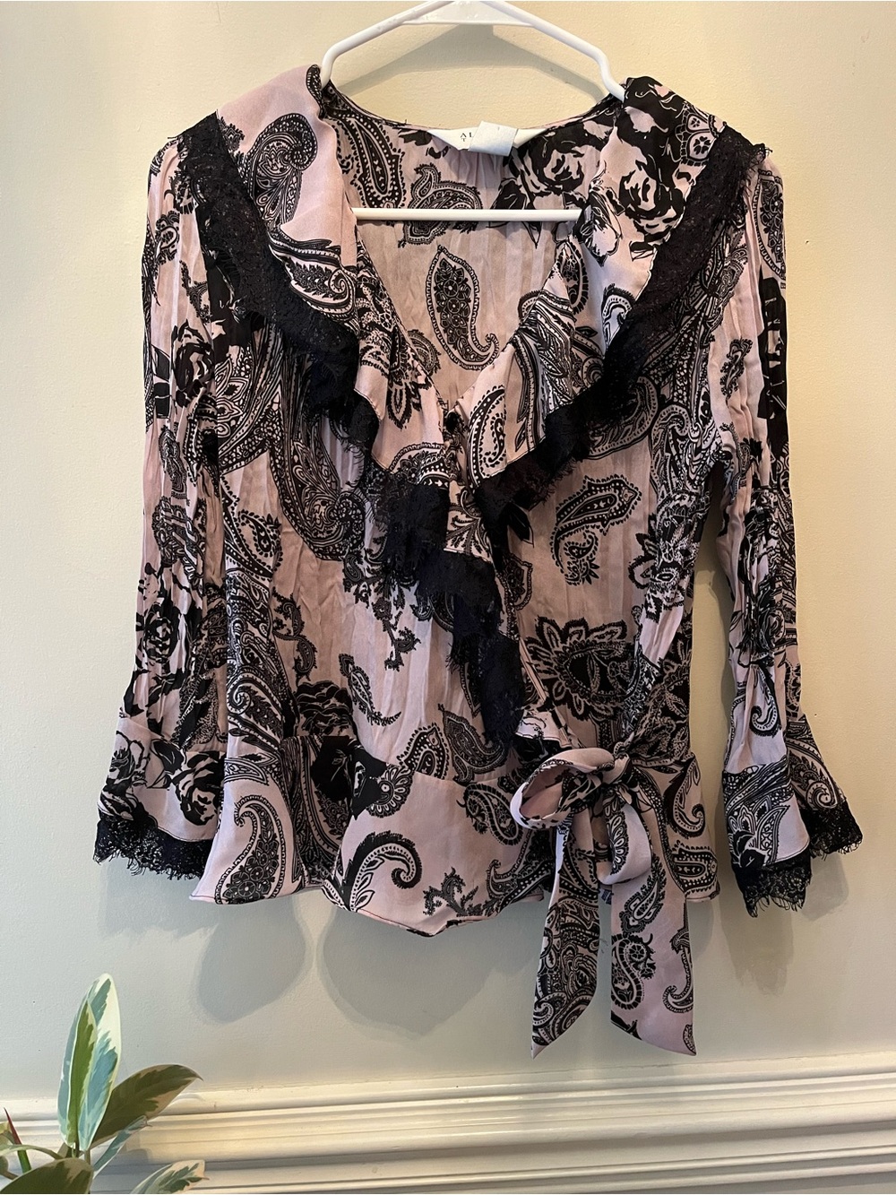 Vintage Y2K Allison Taylor Pink and black Paisley Wrap Blouse size small